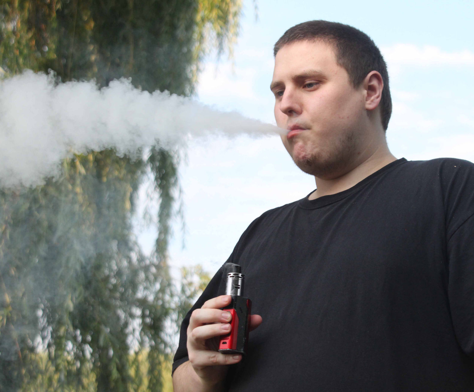 083017-star-news-vape4